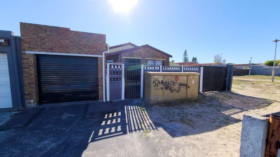 3 Bedroom Property for Sale in Belhar Western Cape